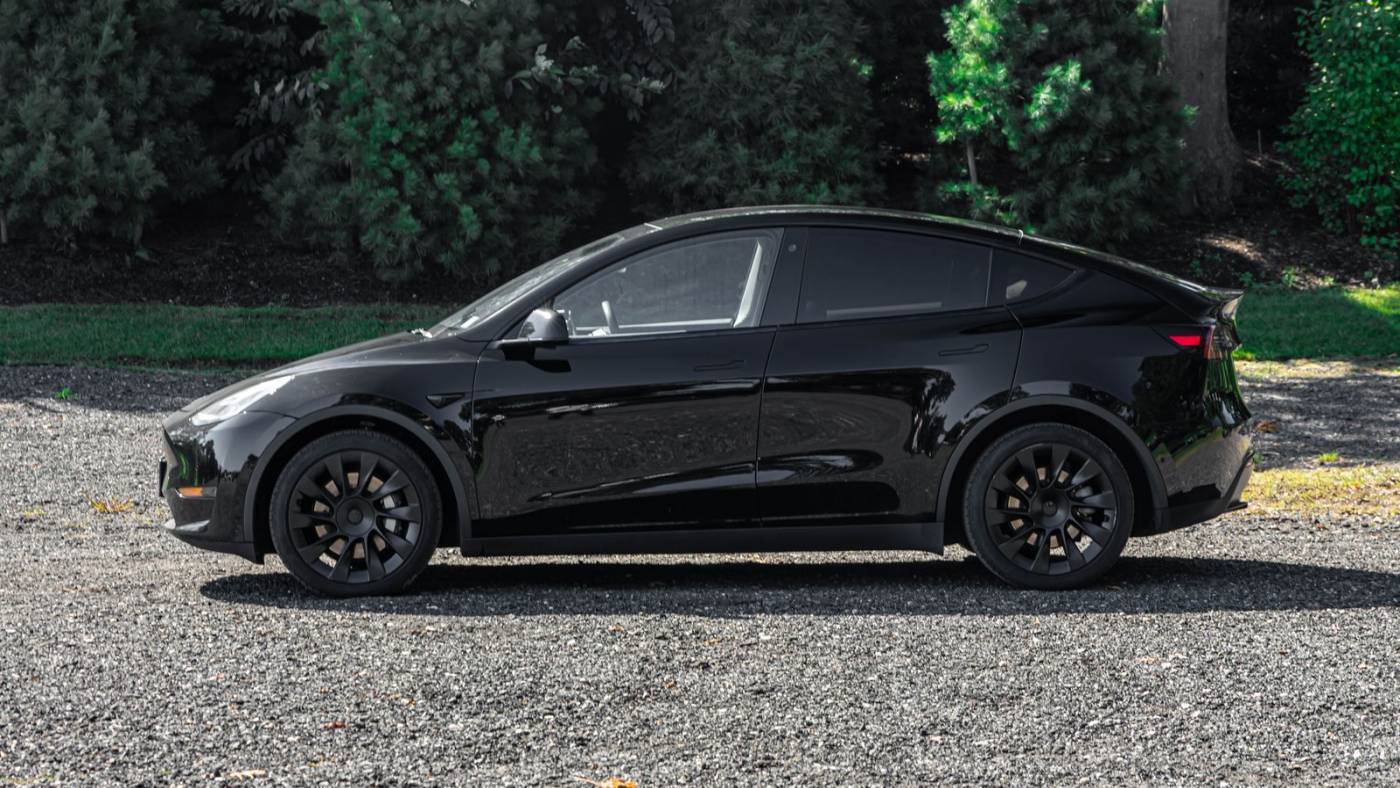 2021 Tesla Model Y 5YJYGDEE5MF253848