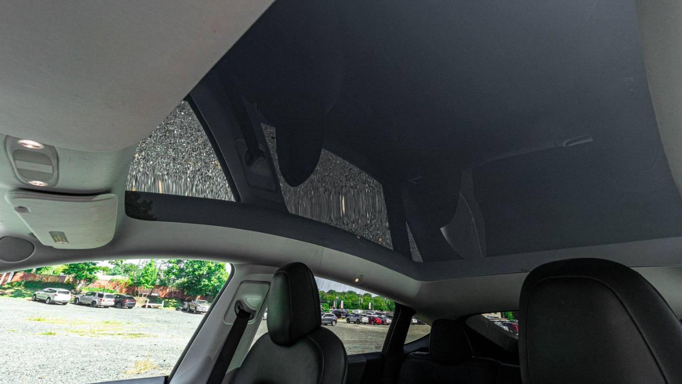 2021 Tesla Model Y 5YJYGDEE5MF253848