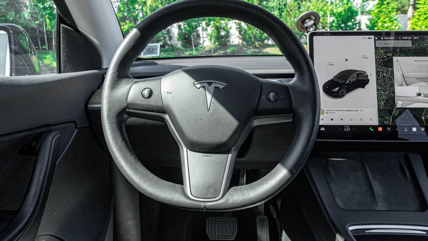 2021 Tesla Model Y 5YJYGDEE5MF253848