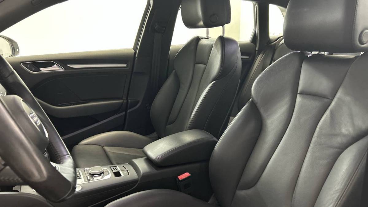 2017 Audi A3 Sportback e-tron - Images - 7