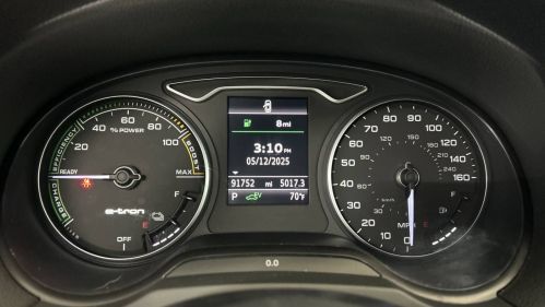 2017 Audi A3 Sportback e-tron - Images - 11