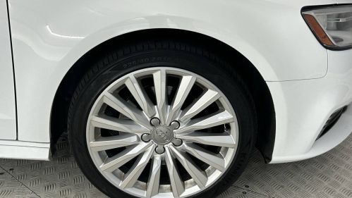 2017 Audi A3 Sportback e-tron - Images - 24