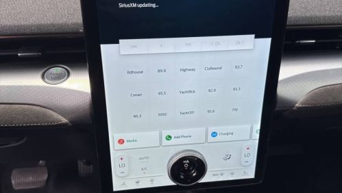 2021 Ford Mustang Mach E - Images - 8