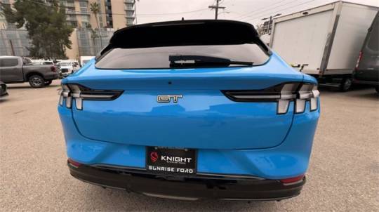 2021 Ford Mustang Mach E - Images - 4