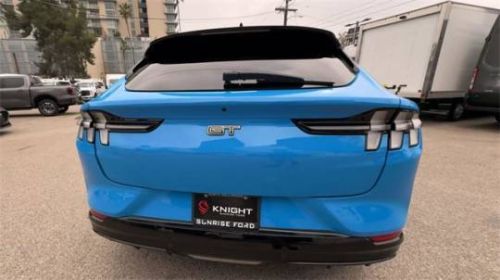 2021 Ford Mustang Mach E - Images - 4