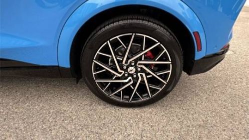 2021 Ford Mustang Mach E - Images - 17