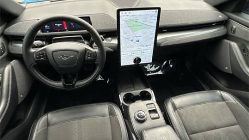 2021 Ford Mustang Mach E - Images - 18