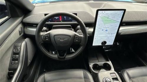 2021 Ford Mustang Mach E - Images - 19