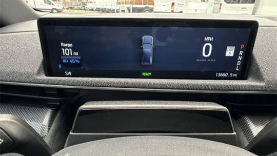 2021 Ford Mustang Mach E - Images - 30