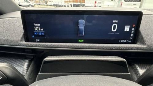2021 Ford Mustang Mach E - Images - 30