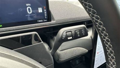 2021 Ford Mustang Mach E - Images - 35