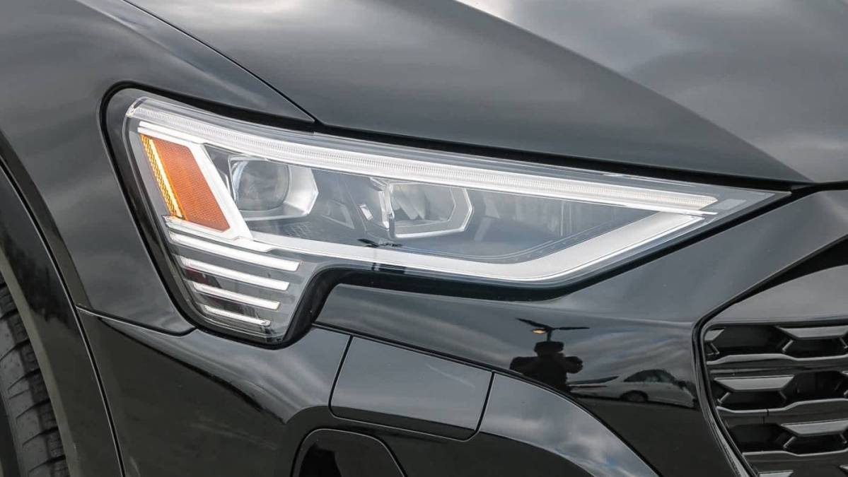 2024 Audi Q8 e-tron - Images - 4