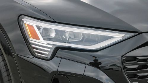 2024 Audi Q8 e-tron - Images - 4