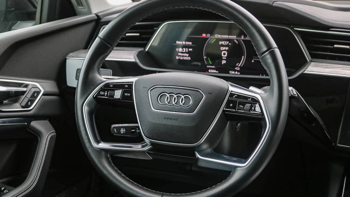 2024 Audi Q8 e-tron - Images - 16