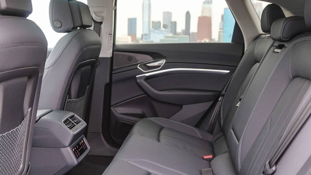 2024 Audi Q8 e-tron - Images - 20
