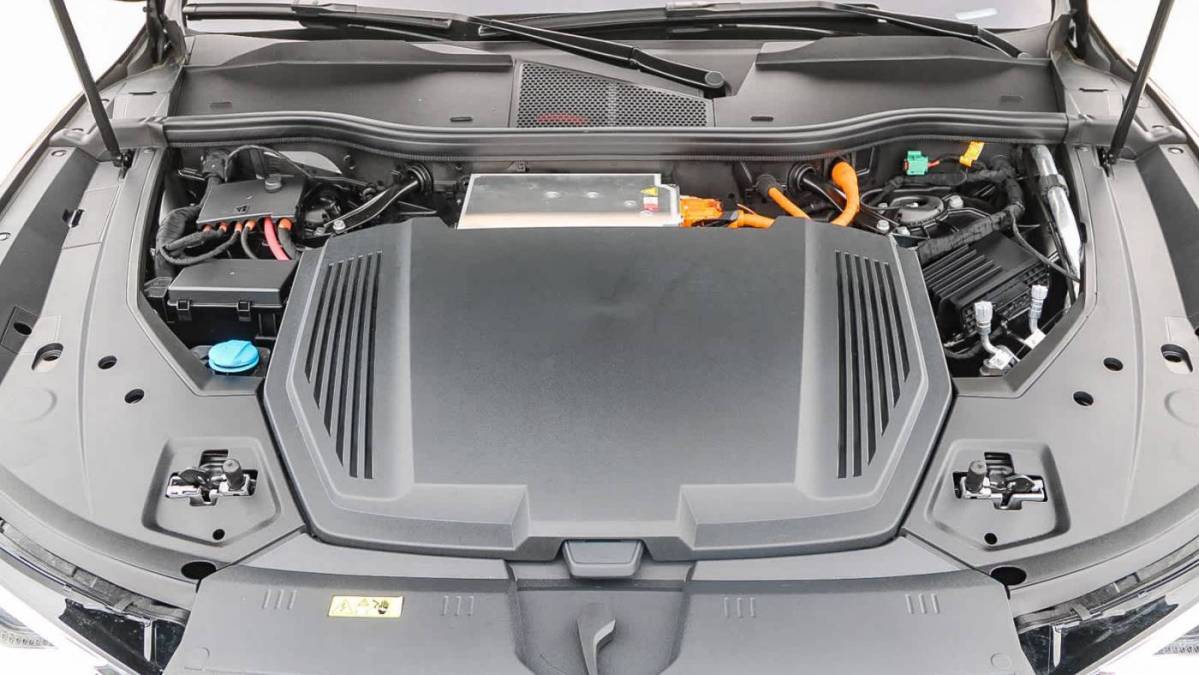 2024 Audi Q8 e-tron - Images - 28