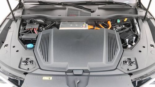 2024 Audi Q8 e-tron - Images - 28