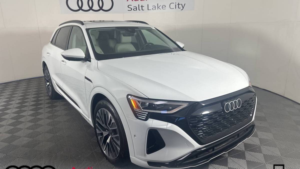 2024 Audi Q8 e-tron - Images - 1
