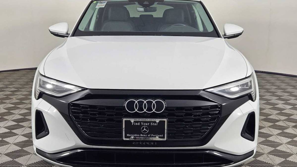 2024 Audi Q8 e-tron - Images - 8