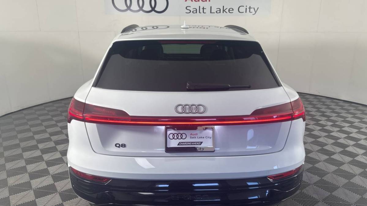 2024 Audi Q8 e-tron - Images - 7