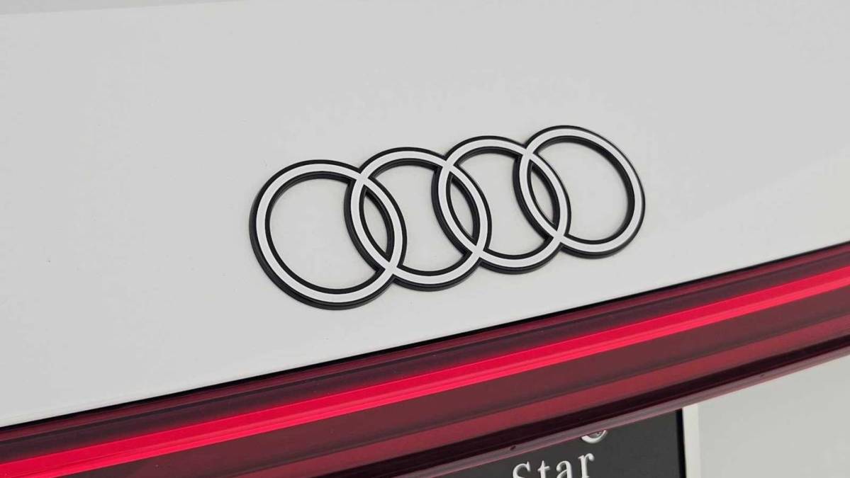 2024 Audi Q8 e-tron - Images - 11