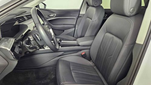 2024 Audi Q8 e-tron - Images - 16