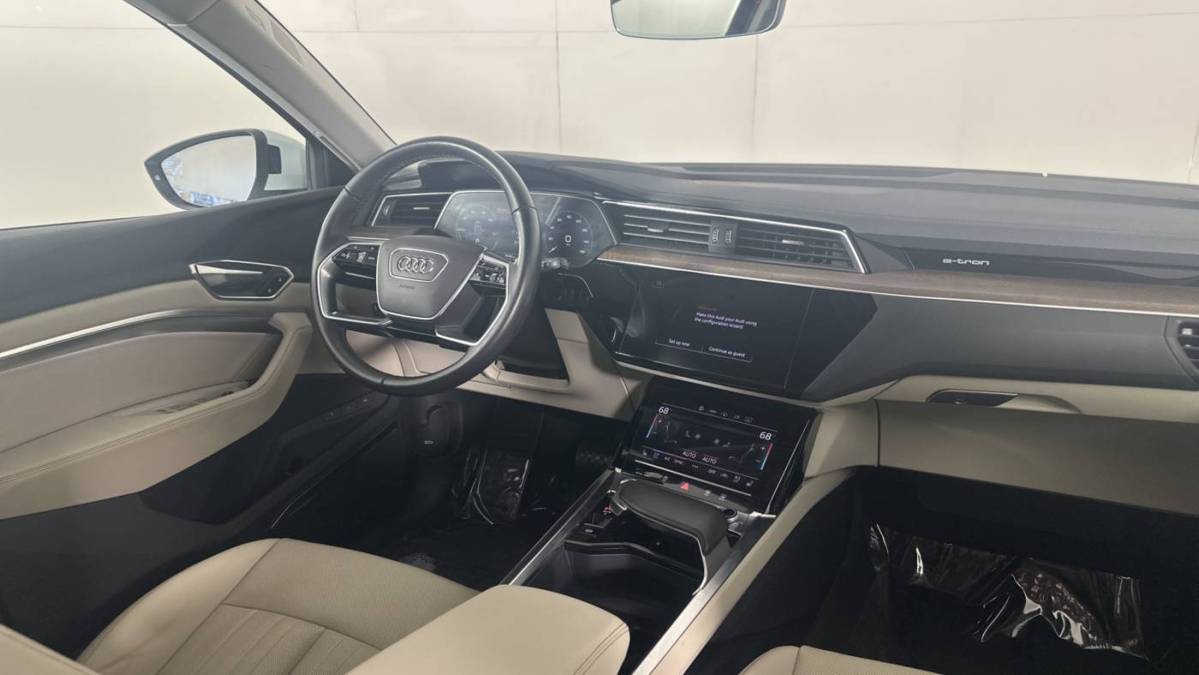 2024 Audi Q8 e-tron - Images - 13