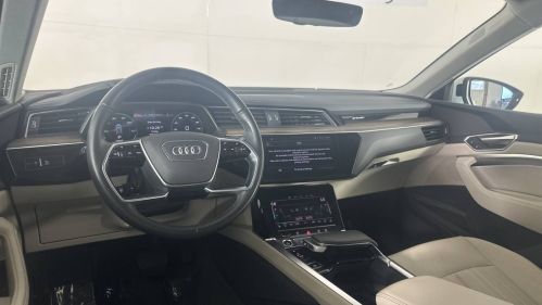 2024 Audi Q8 e-tron - Images - 15