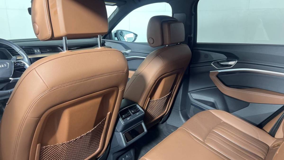 2024 Audi Q8 e-tron - Images - 19