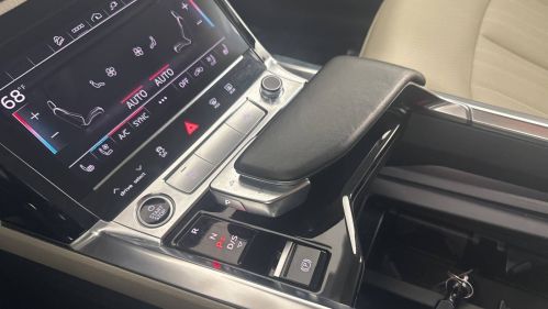 2024 Audi Q8 e-tron - Images - 18