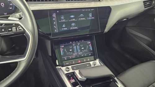 2024 Audi Q8 e-tron - Images - 29