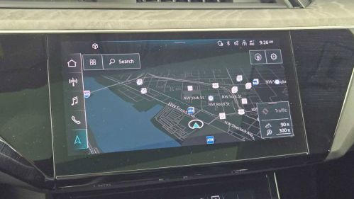 2024 Audi Q8 e-tron - Images - 30