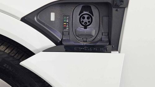 2024 Audi Q8 e-tron - Images - 41