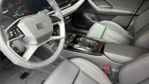 2025 Audi Q6 e-tron - Images - 8