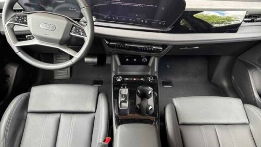 2025 Audi Q6 e-tron - Images - 11