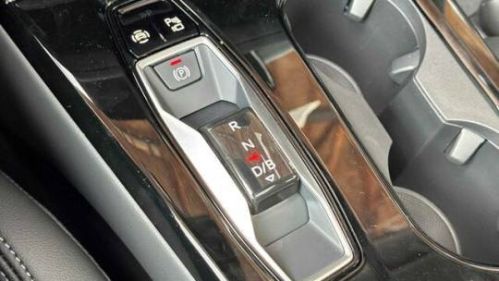 2025 Audi Q6 e-tron - Images - 19