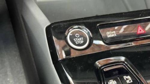2025 Audi Q6 e-tron - Images - 20