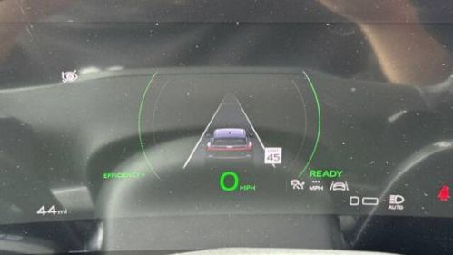 2025 Audi Q6 e-tron - Images - 22
