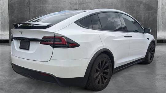 2022 Tesla Model X 7SAXCBE57NF360447
