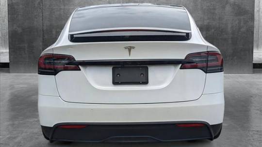 2022 Tesla Model X 7SAXCBE57NF360447