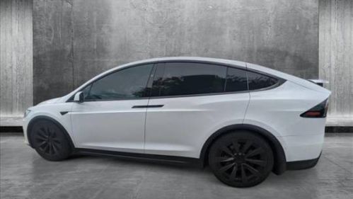 2022 Tesla Model X 7SAXCBE57NF360447