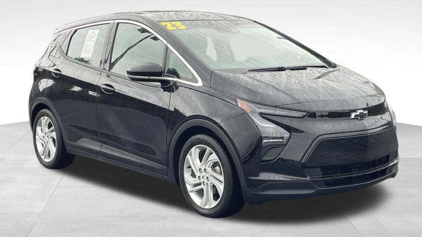 2023 Chevrolet Bolt - Images - 1