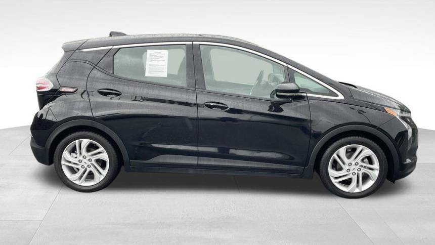 2023 Chevrolet Bolt - Images - 2