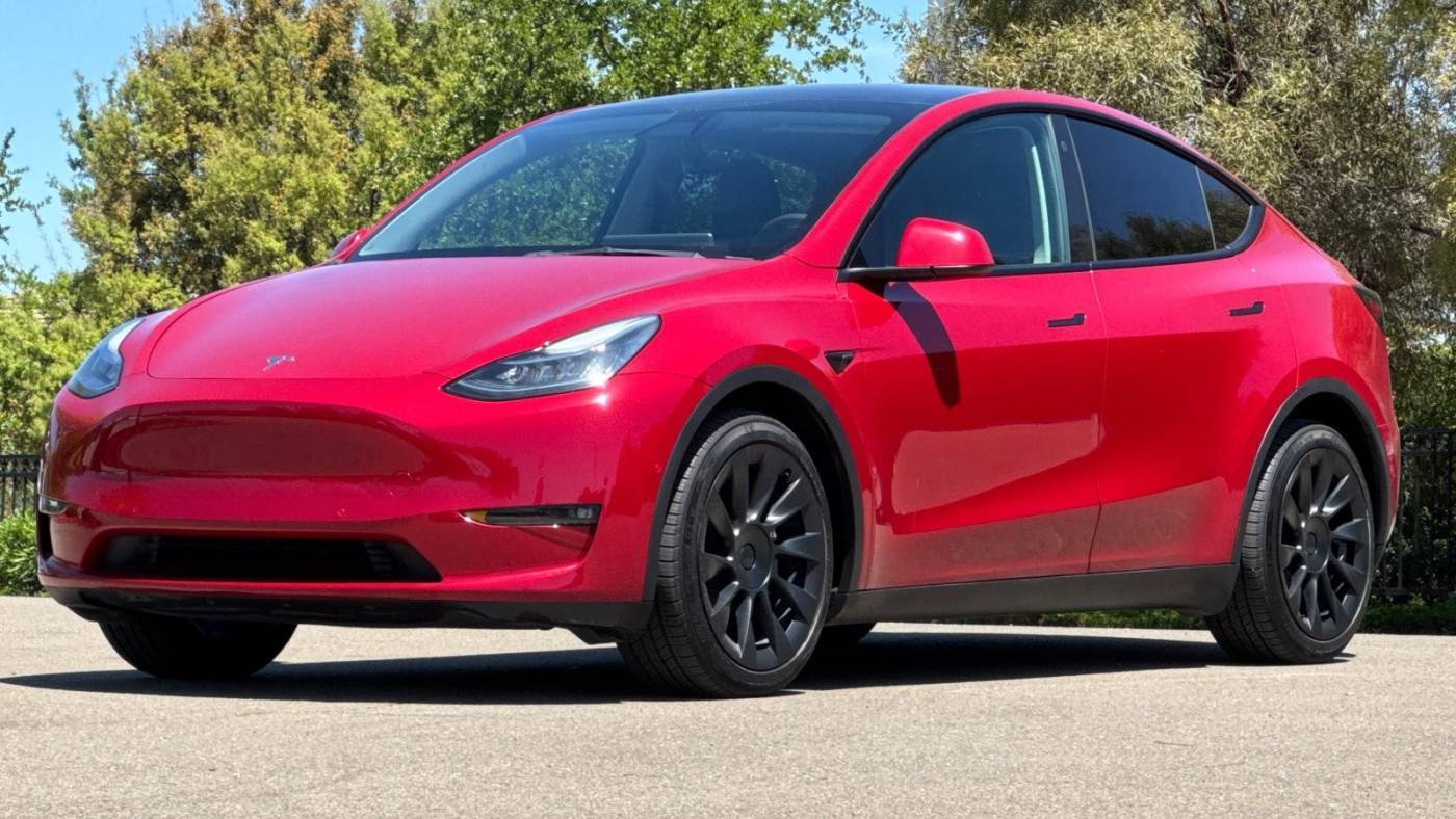 2022 Tesla Model Y 7SAYGDEE3NF347134