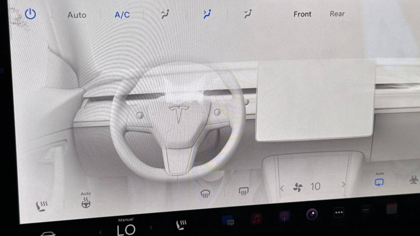 2022 Tesla Model Y 7SAYGDEE3NF347134