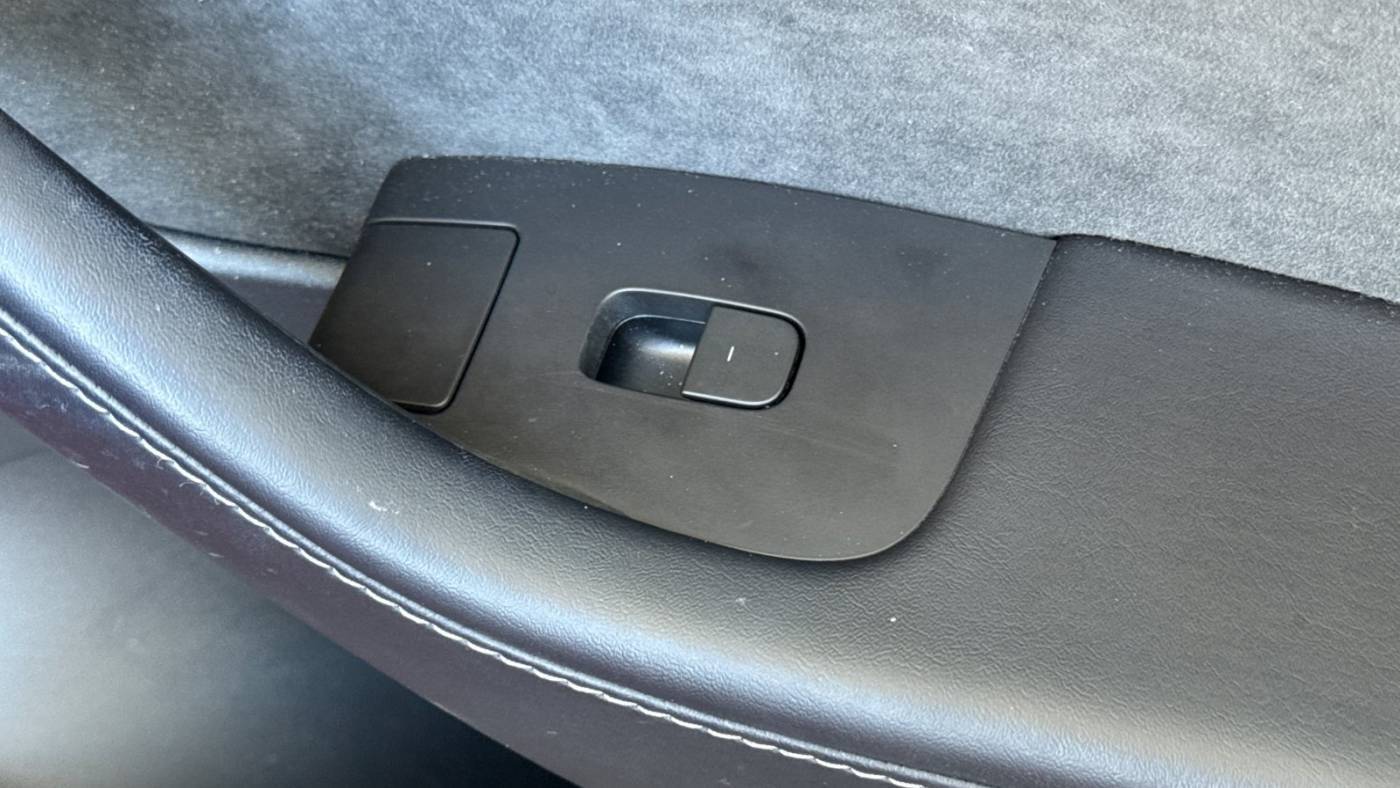 2022 Tesla Model Y 7SAYGDEE3NF347134