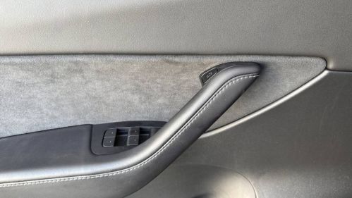 2022 Tesla Model Y 7SAYGDEE3NF347134
