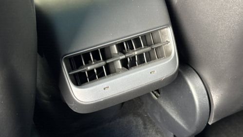 2022 Tesla Model Y 7SAYGDEE3NF347134