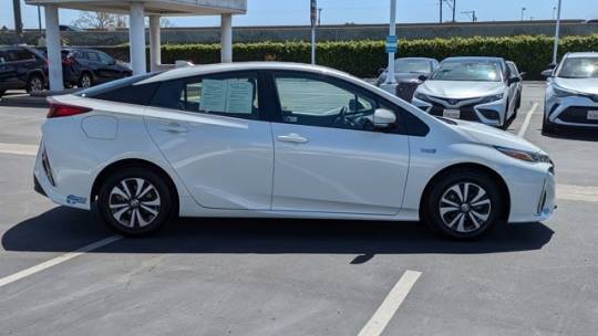 2019 Toyota Prius Prime - Images - 4
