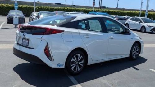 2019 Toyota Prius Prime - Images - 8
